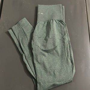 NVGTN green size small